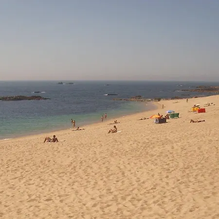 In Guest - Private Room, Shared Bathroom 2 *